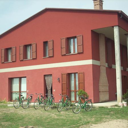 B&B Da Toni Taglio Di Po Exterior photo